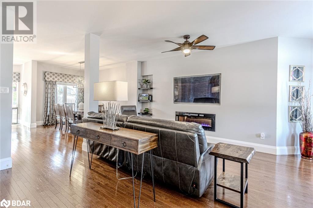 Property at 1940 WEBSTER Boulevard image 5
