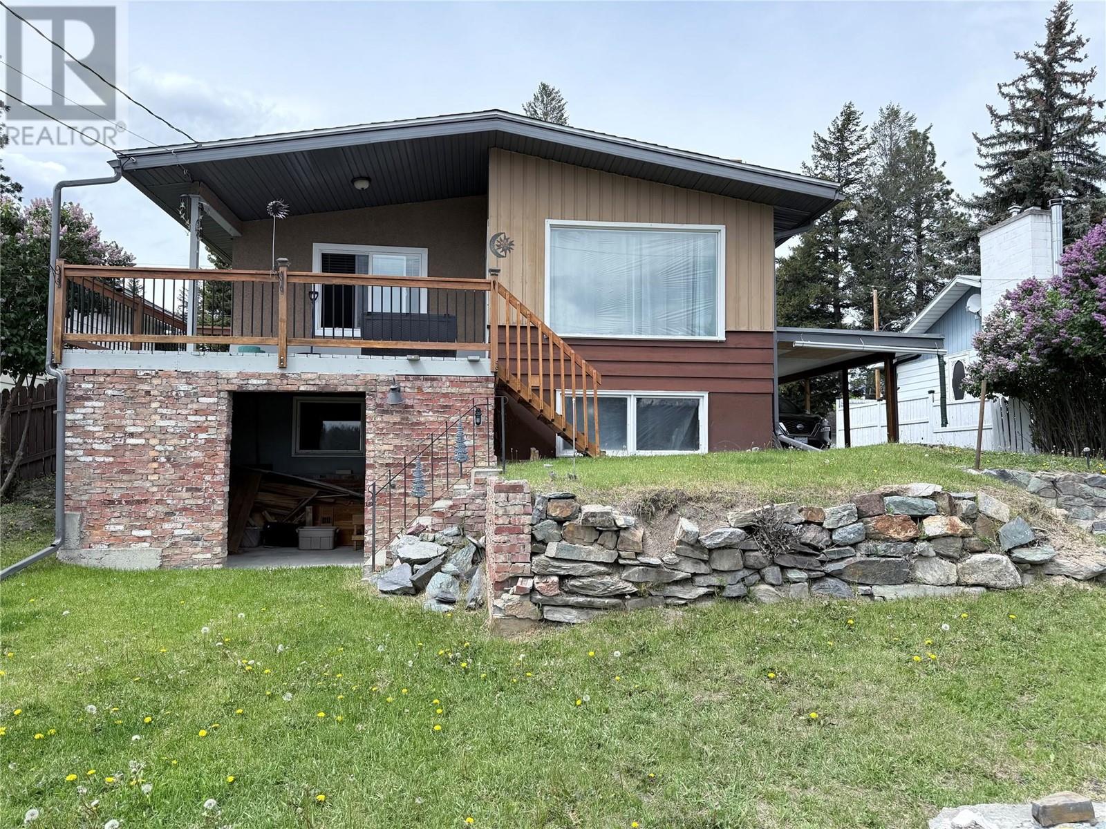 532 14th Avenue S, Cranbrook, BC V1C2X8