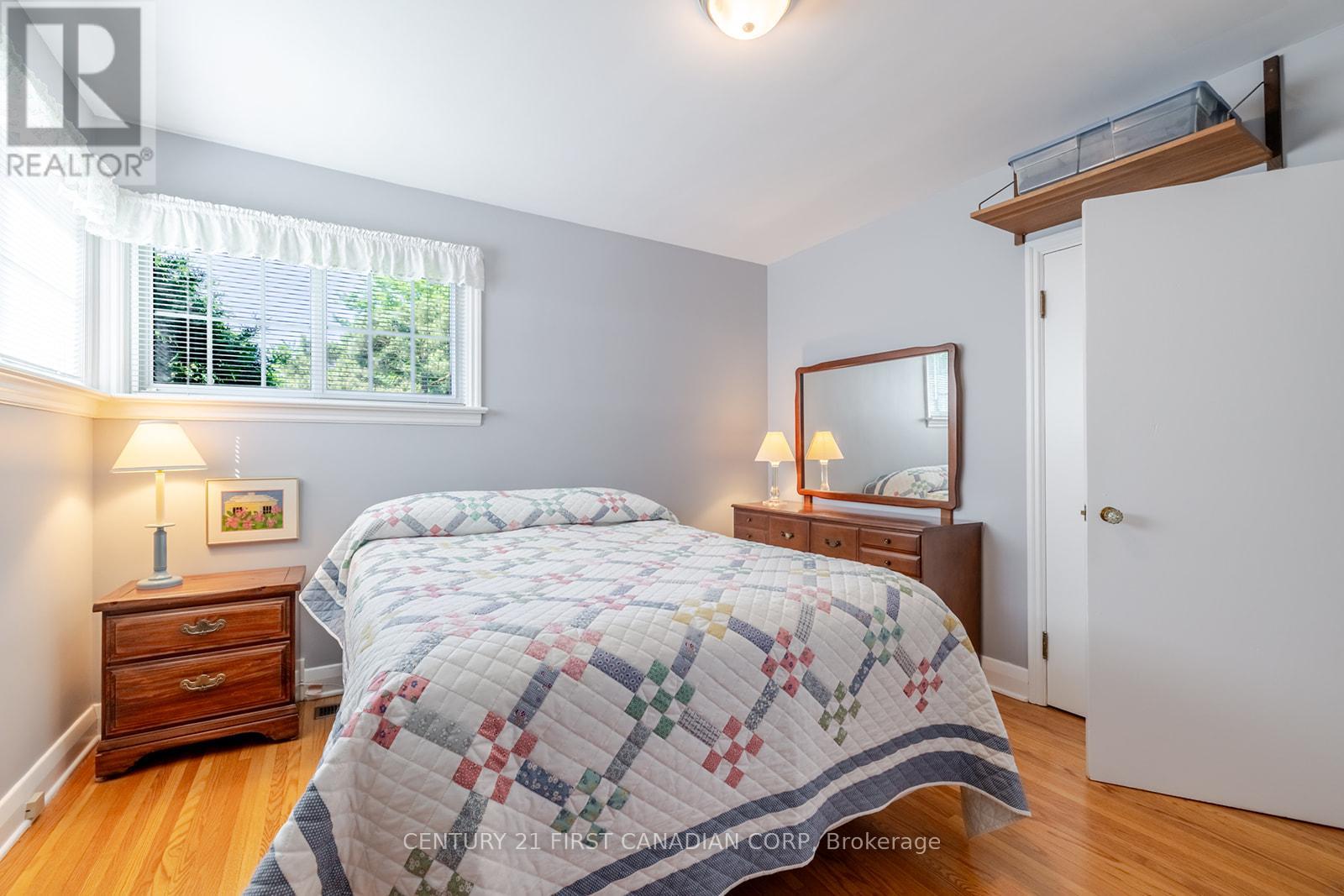 226 Margaret Street, Dutton/dunwich, Ontario  N0L 1J0 - Photo 18 - X12179823