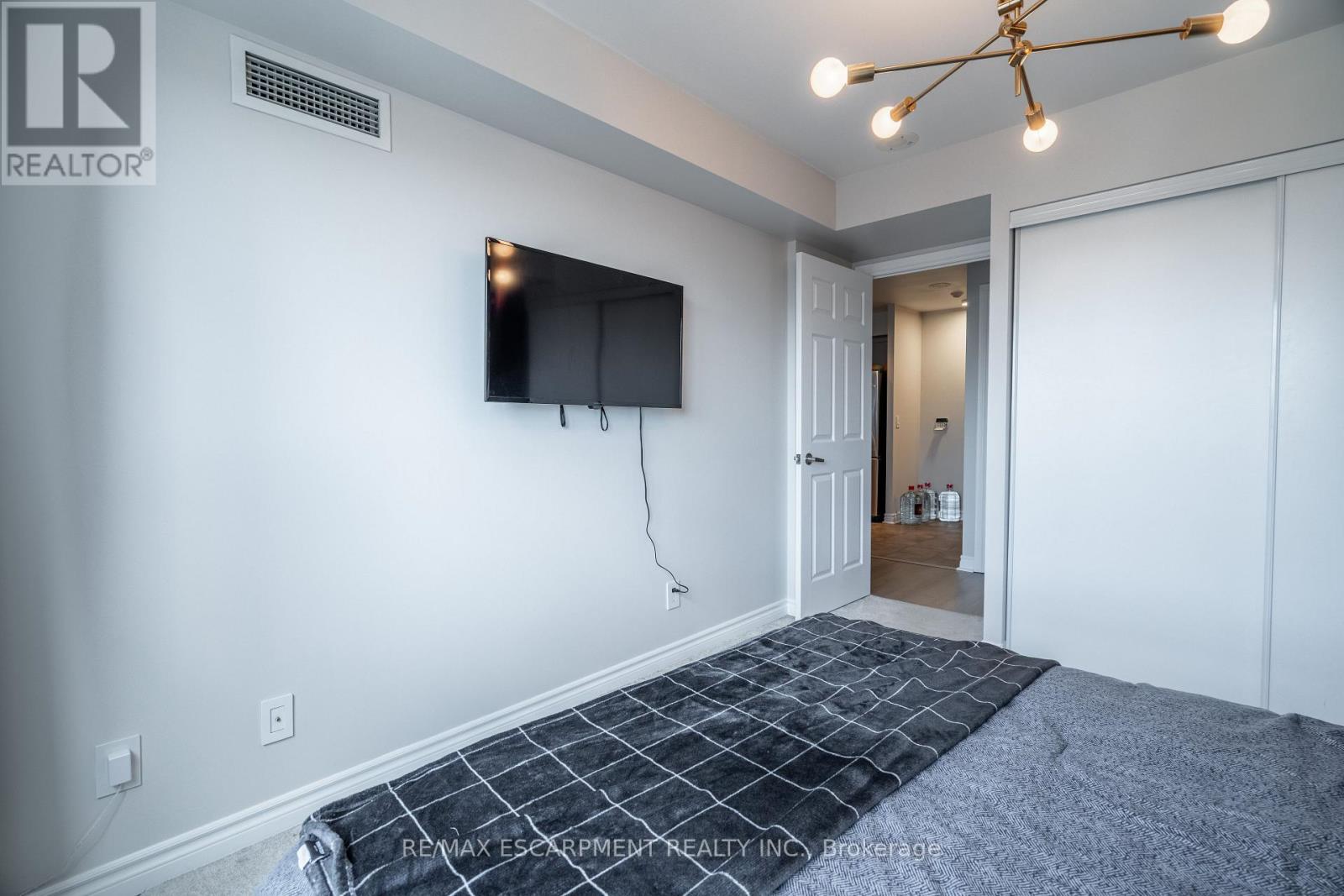 2306 - 5 Michael Power Place, Toronto, Ontario  M9A 0A3 - Photo 15 - W12179670