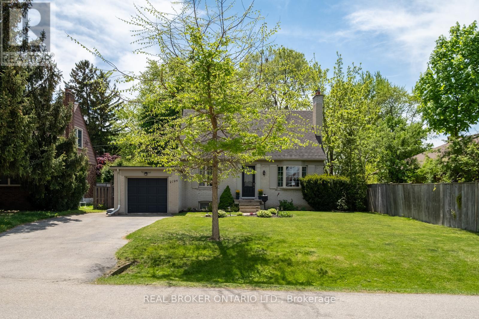 2194 WEDGEWOOD ROAD, Mississauga, Ontario