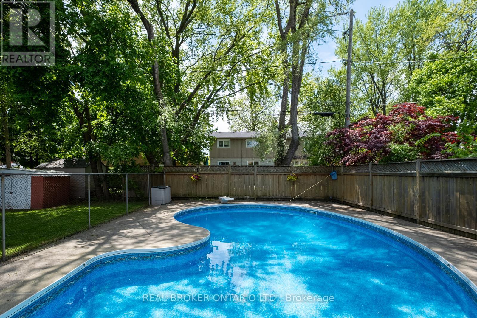 2194 Wedgewood Road, Mississauga, Ontario  L4Y 1V8 - Photo 21 - W12179680