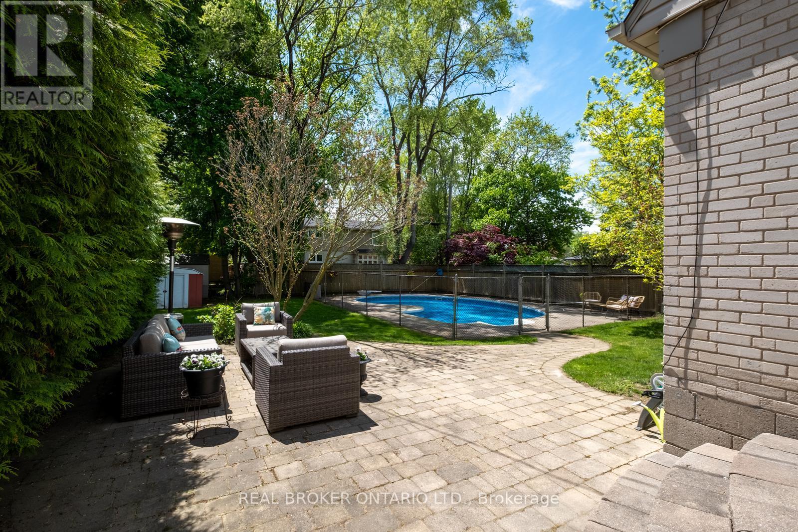 2194 Wedgewood Road, Mississauga, Ontario  L4Y 1V8 - Photo 23 - W12179680