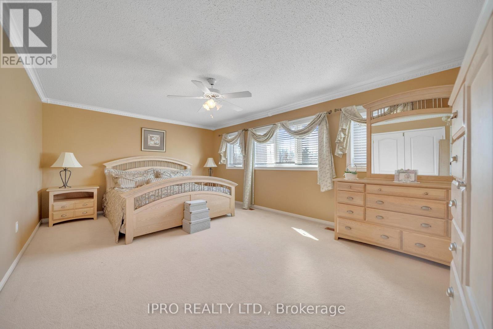 Main And 2nd Floor Only - 26 Beavervalley Drive, Brampton, Ontario  L7A 3L5 - Photo 23 - W12179701