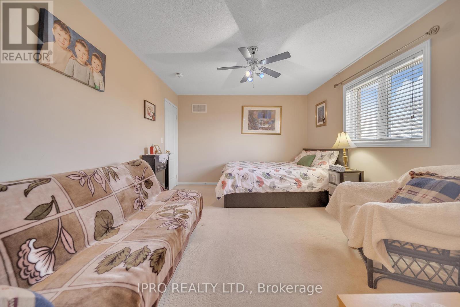 Main And 2nd Floor Only - 26 Beavervalley Drive, Brampton, Ontario  L7A 3L5 - Photo 28 - W12179701