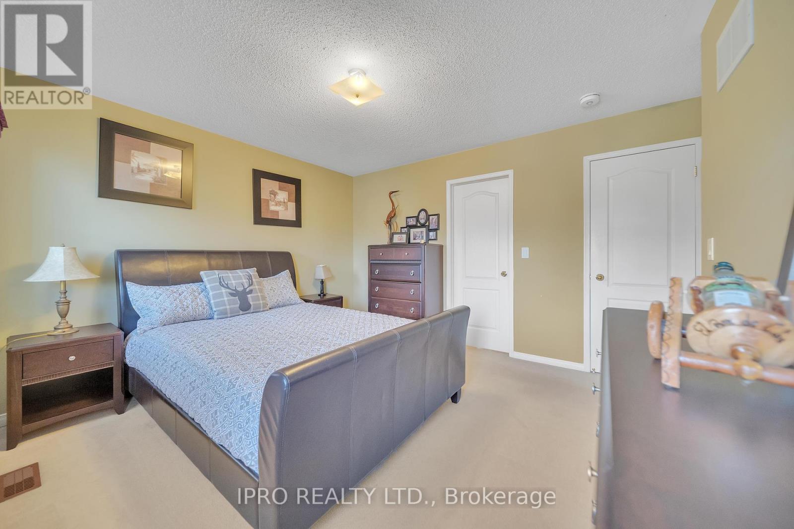 Main And 2nd Floor Only - 26 Beavervalley Drive, Brampton, Ontario  L7A 3L5 - Photo 33 - W12179701