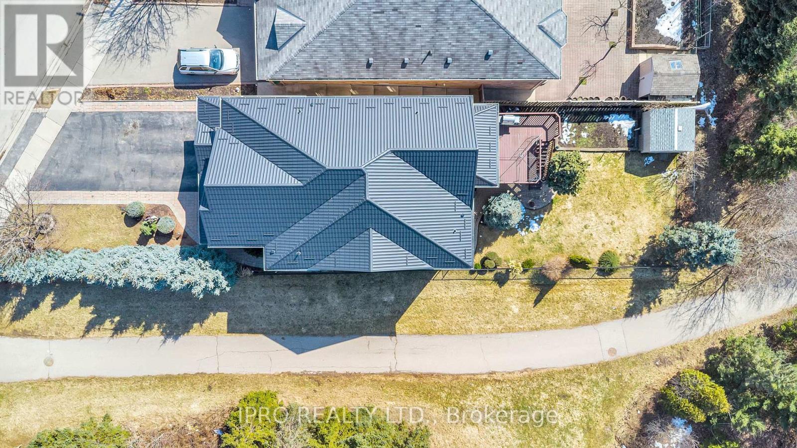 Main And 2nd Floor Only - 26 Beavervalley Drive, Brampton, Ontario  L7A 3L5 - Photo 5 - W12179701