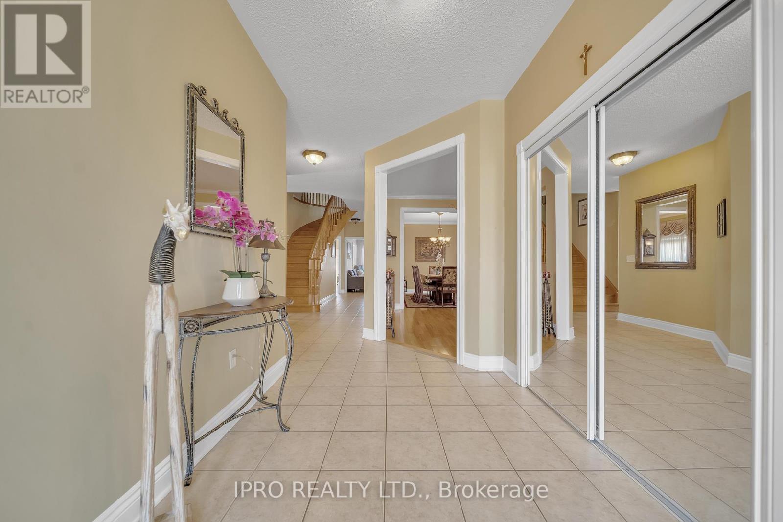 Main And 2nd Floor Only - 26 Beavervalley Drive, Brampton, Ontario  L7A 3L5 - Photo 9 - W12179701