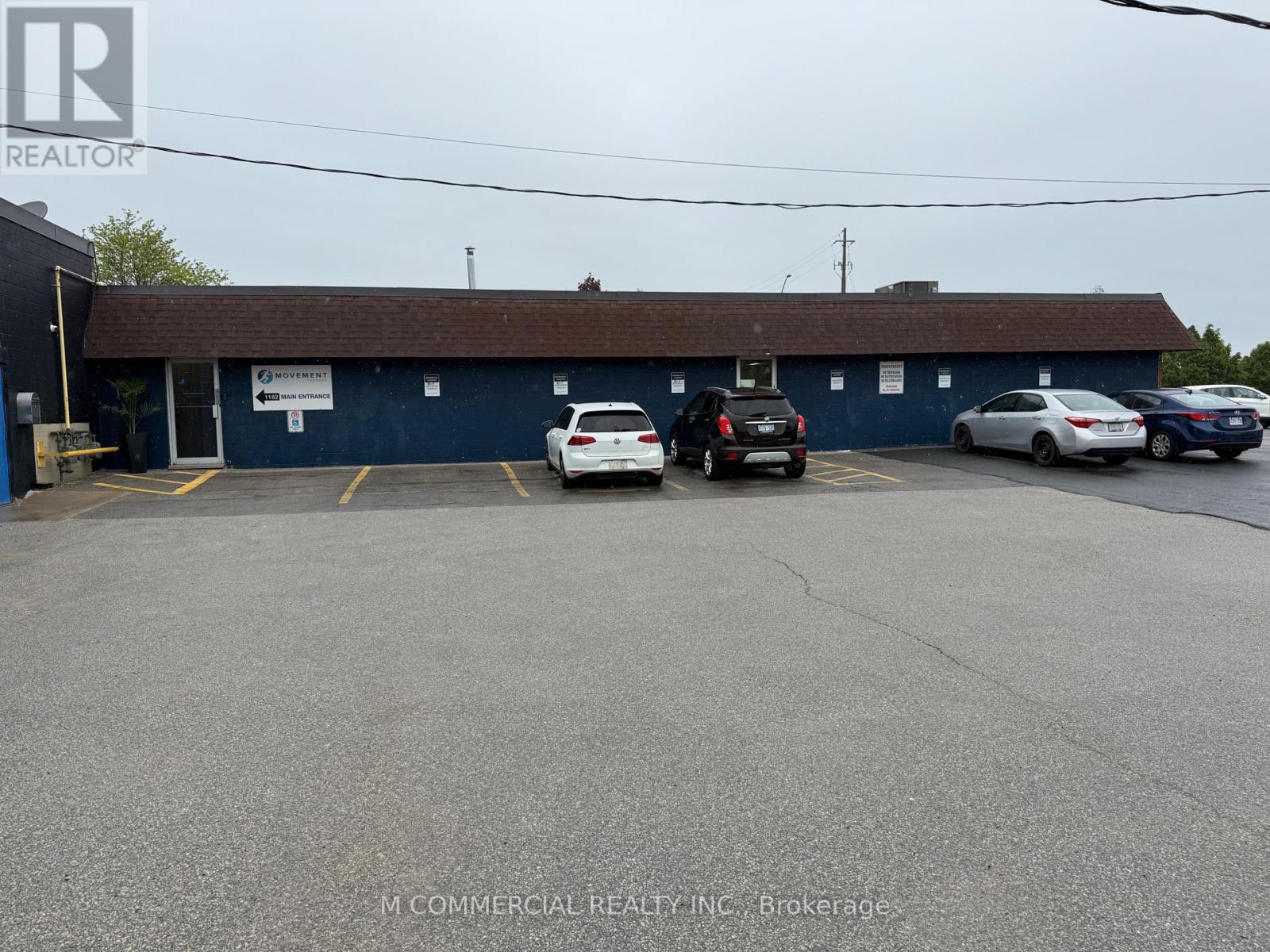1182 Blair Road, Burlington, Ontario  L7M 1K9 - Photo 2 - W12179703