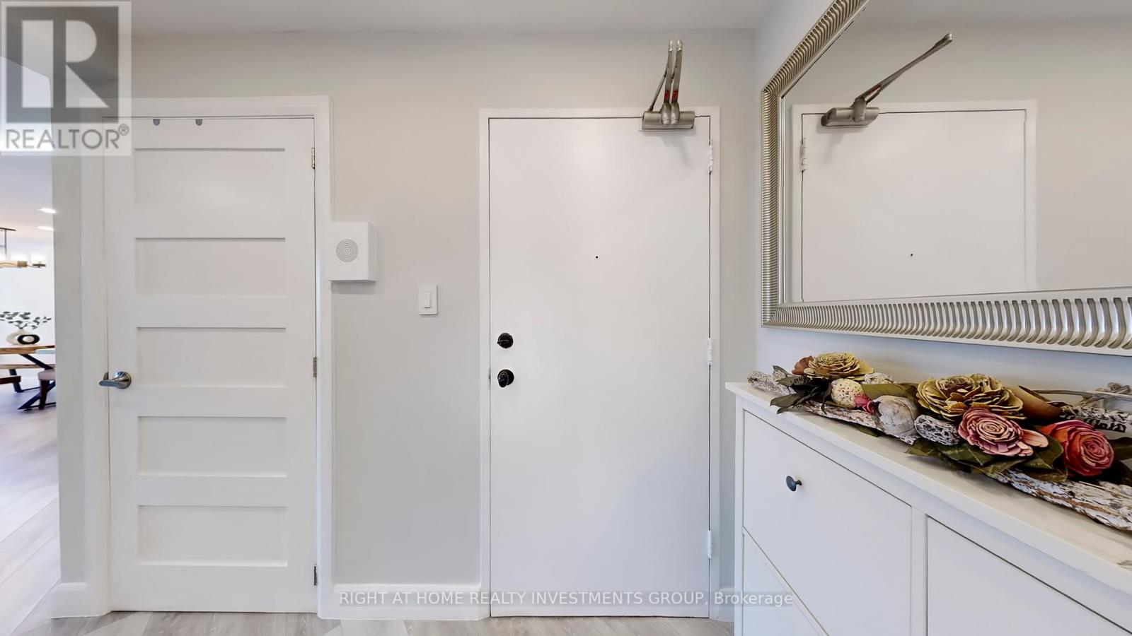 501 - 85 Emmett Avenue, Toronto, Ontario  M6M 5A2 - Photo 24 - W12179787