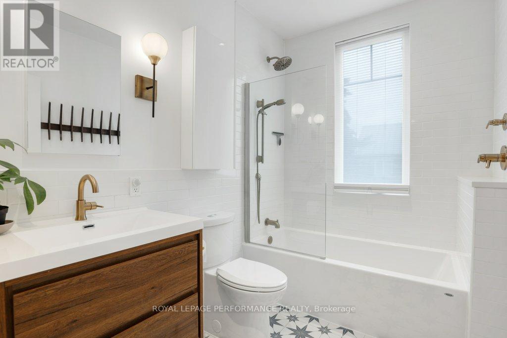 80 Renfrew Avenue, Ottawa, Ontario  K1S 1Z5 - Photo 32 - X12179851