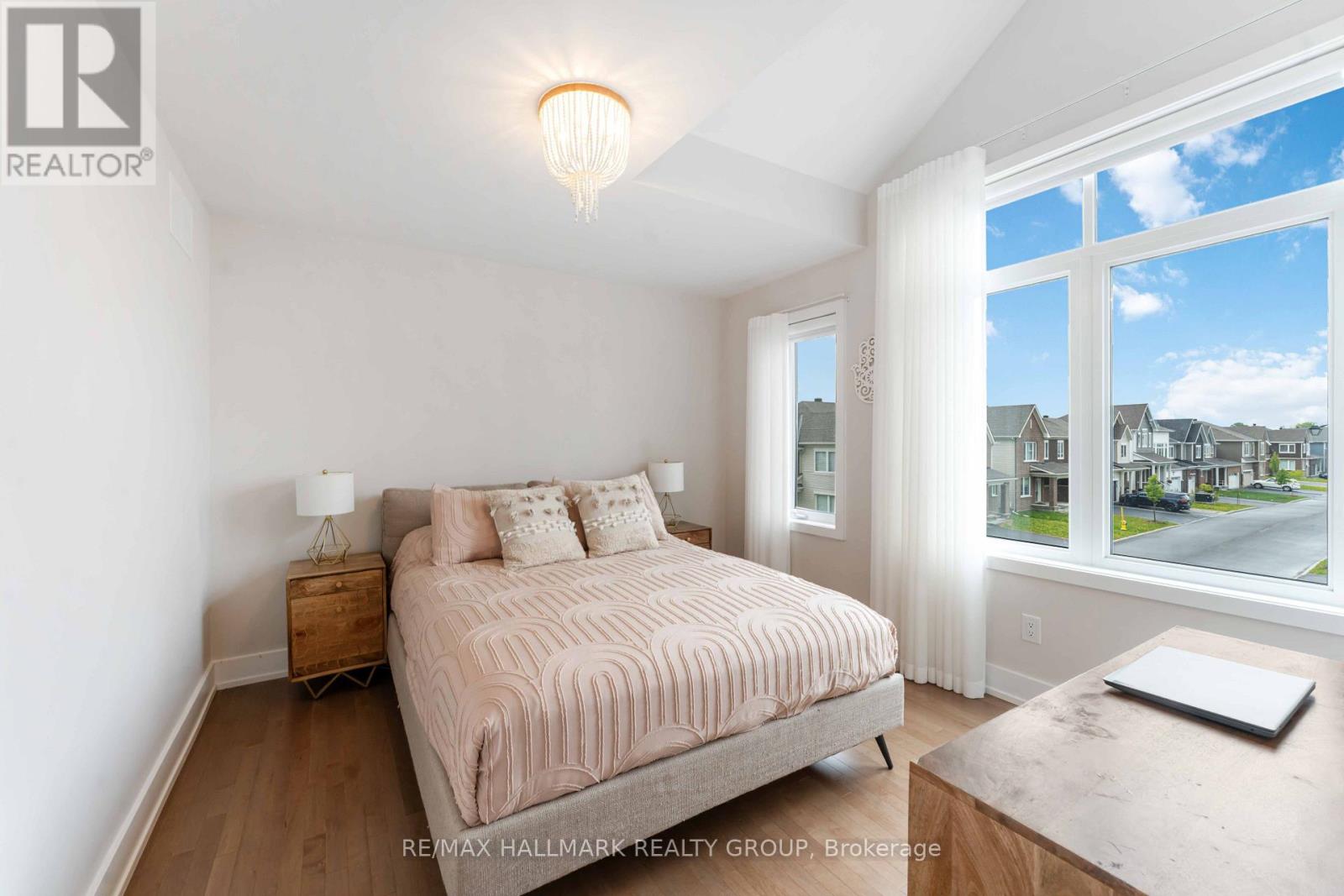 732 Vennecy Terrace, Ottawa, Ontario  K1W 0N3 - Photo 24 - X12179852