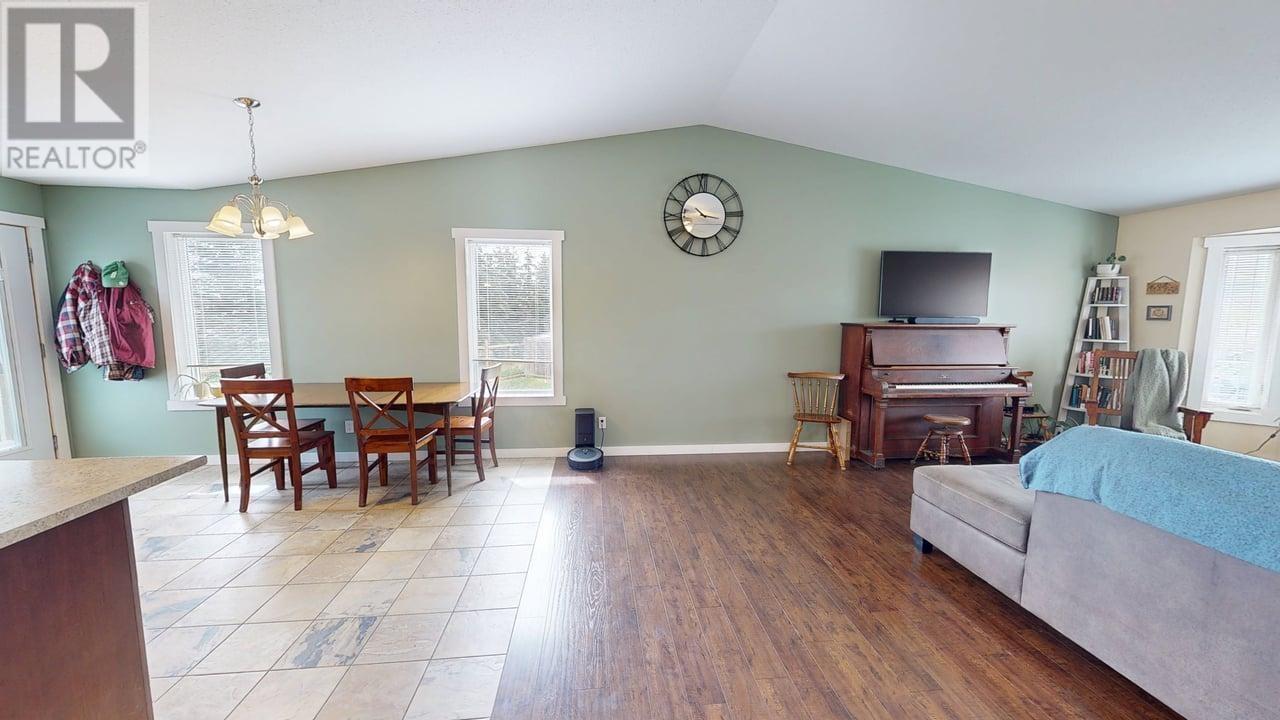 10331 97 Street, Taylor, British Columbia  V0C 2K0 - Photo 8 - R3008304