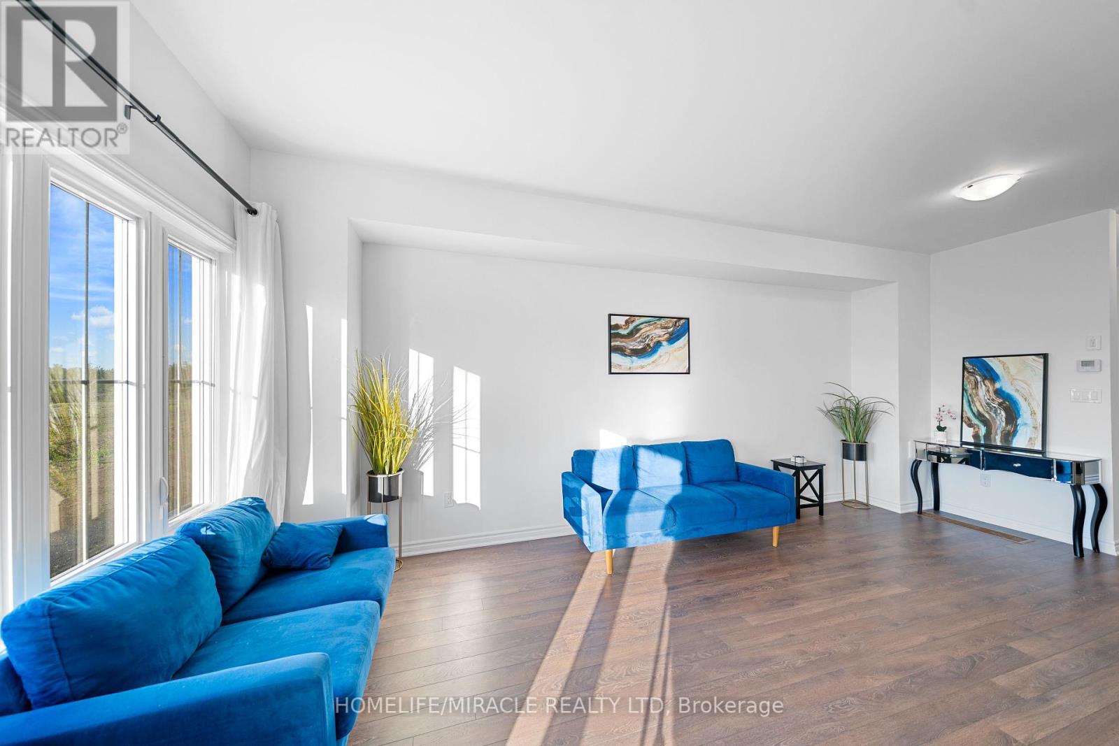 5 Glacier Crescent, Belleville, Ontario  K8N 0T6 - Photo 16 - X12179762