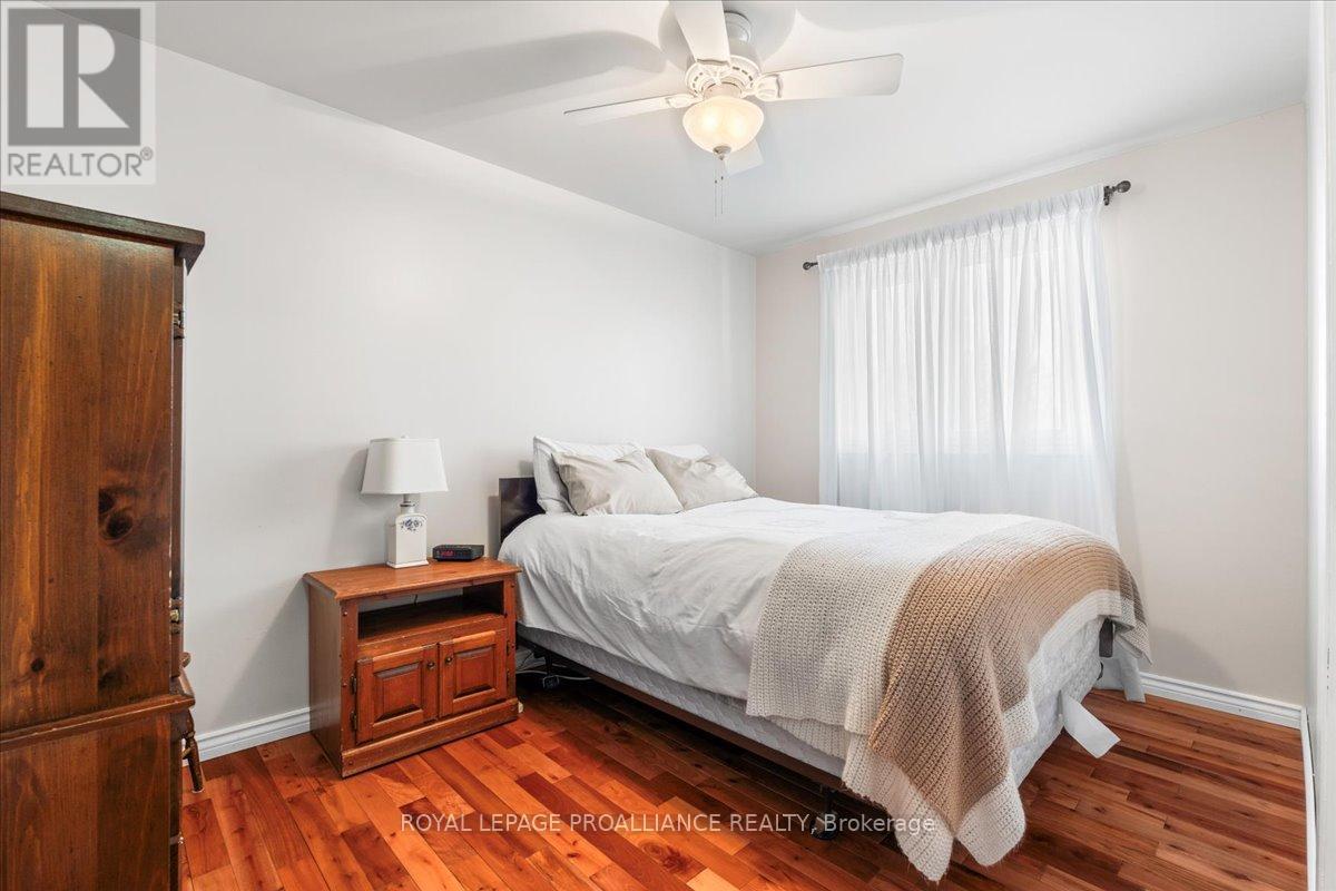 14 Briarwood Crescent, Belleville, Ontario K8N 5J7 - Photo 29 - X12178267