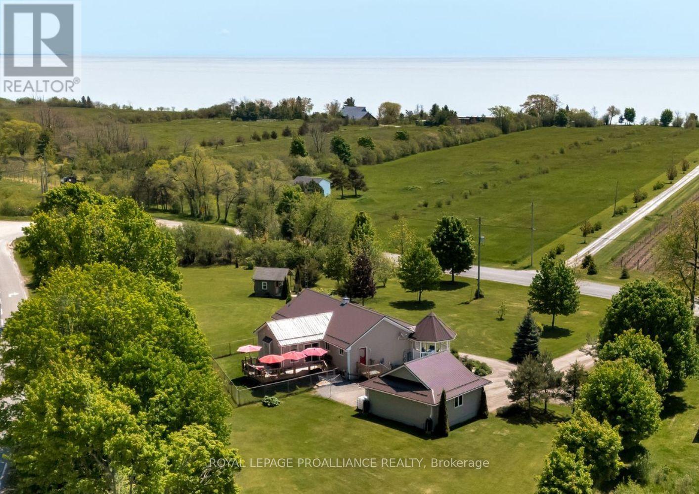 28 Huyck's Point Road, Prince Edward County, Ontario  K0K 3L0 - Photo 35 - X11990705