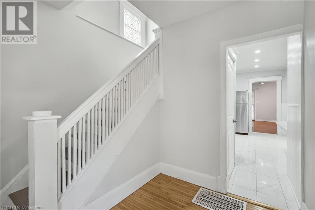Property at 4989 WILLMOTT Street image 5