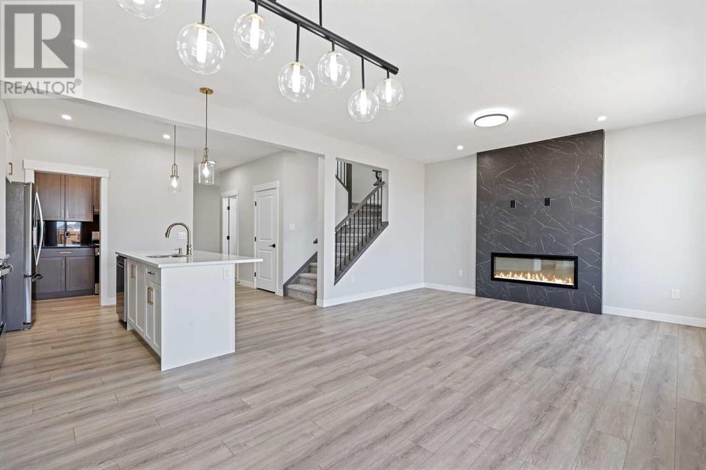 592 Savanna Crescent Ne, Calgary, Alberta  T3J 5P1 - Photo 4 - A2224042