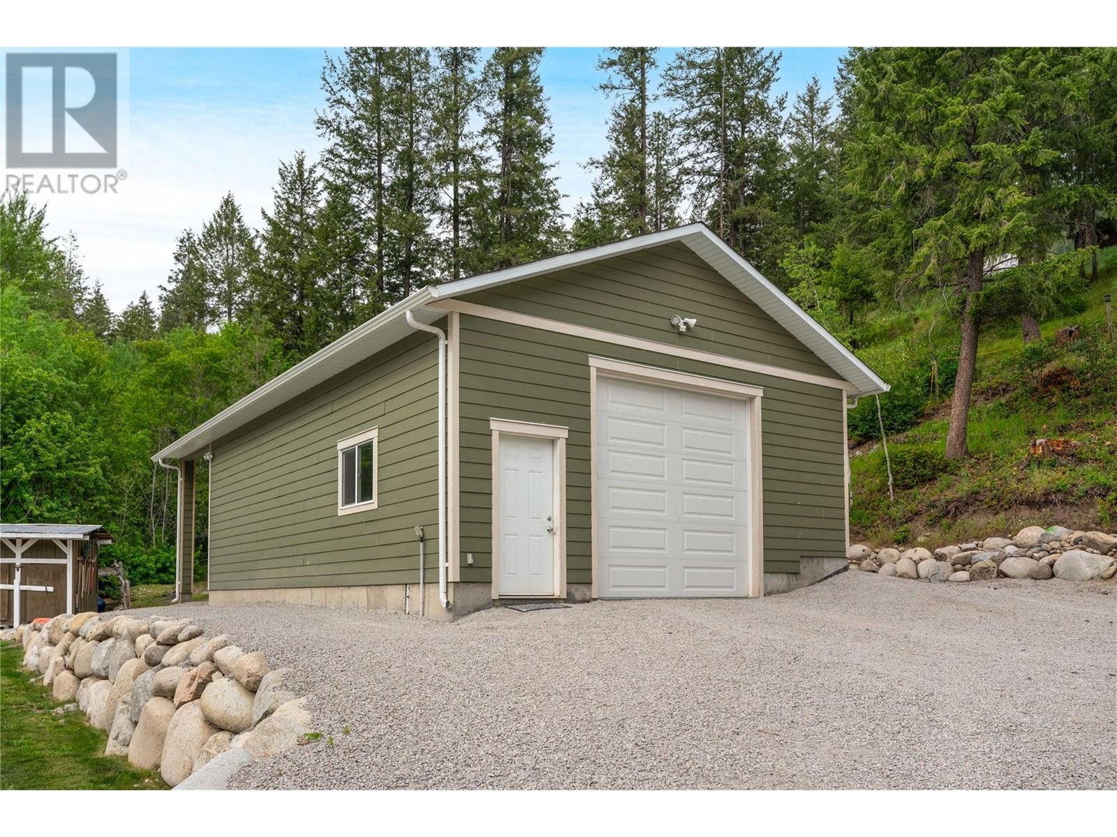 4635 Trepanier Road, Peachland, British Columbia  V0H 1X3 - Photo 34 - 10349812