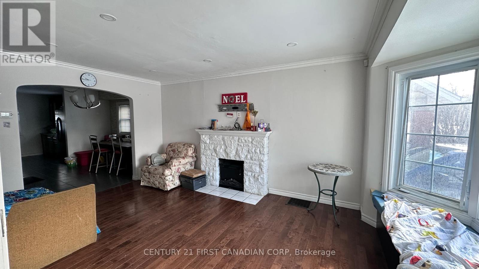 Property at 258 WELLINGTON ROAD image 3