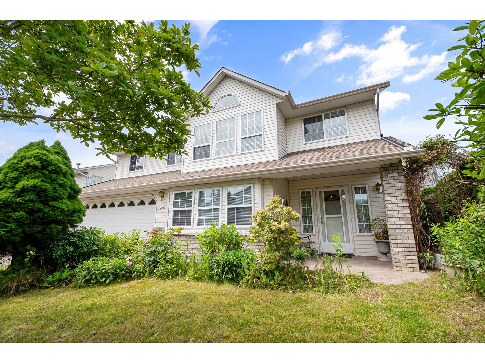 5951 Birmingham Place, Sardis South, Sardis, British Columbia  V2R 3G1 - Photo 3 - R3005114