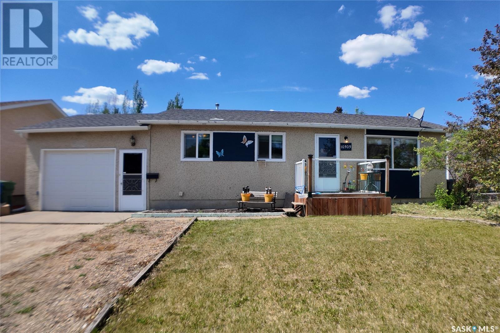 10303 Laurier CRESCENT, North Battleford, Saskatchewan