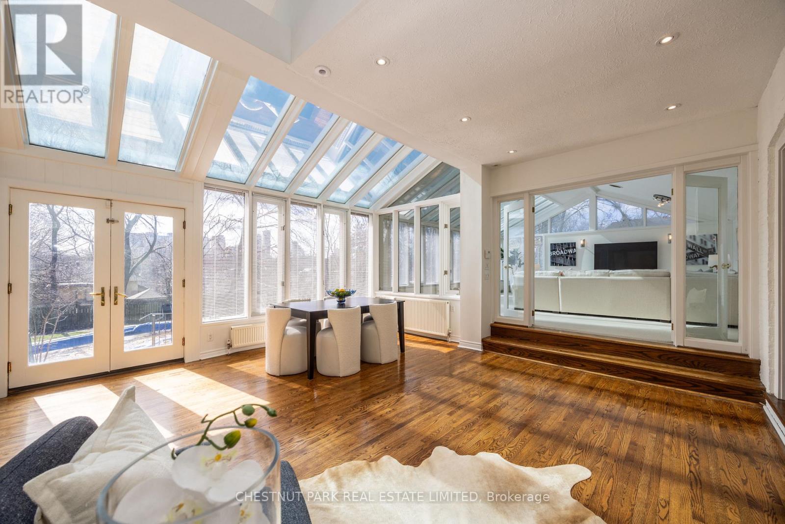 63 St Leonards Avenue, Toronto, Ontario  M4N 1K4 - Photo 18 - C12179822