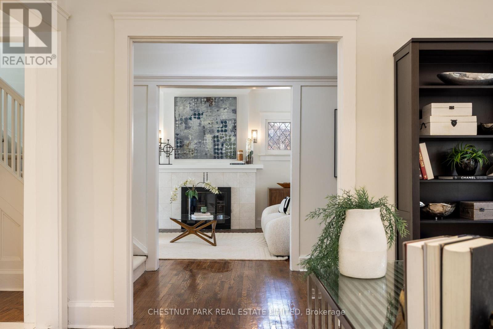 63 St Leonards Avenue, Toronto, Ontario  M4N 1K4 - Photo 6 - C12179822