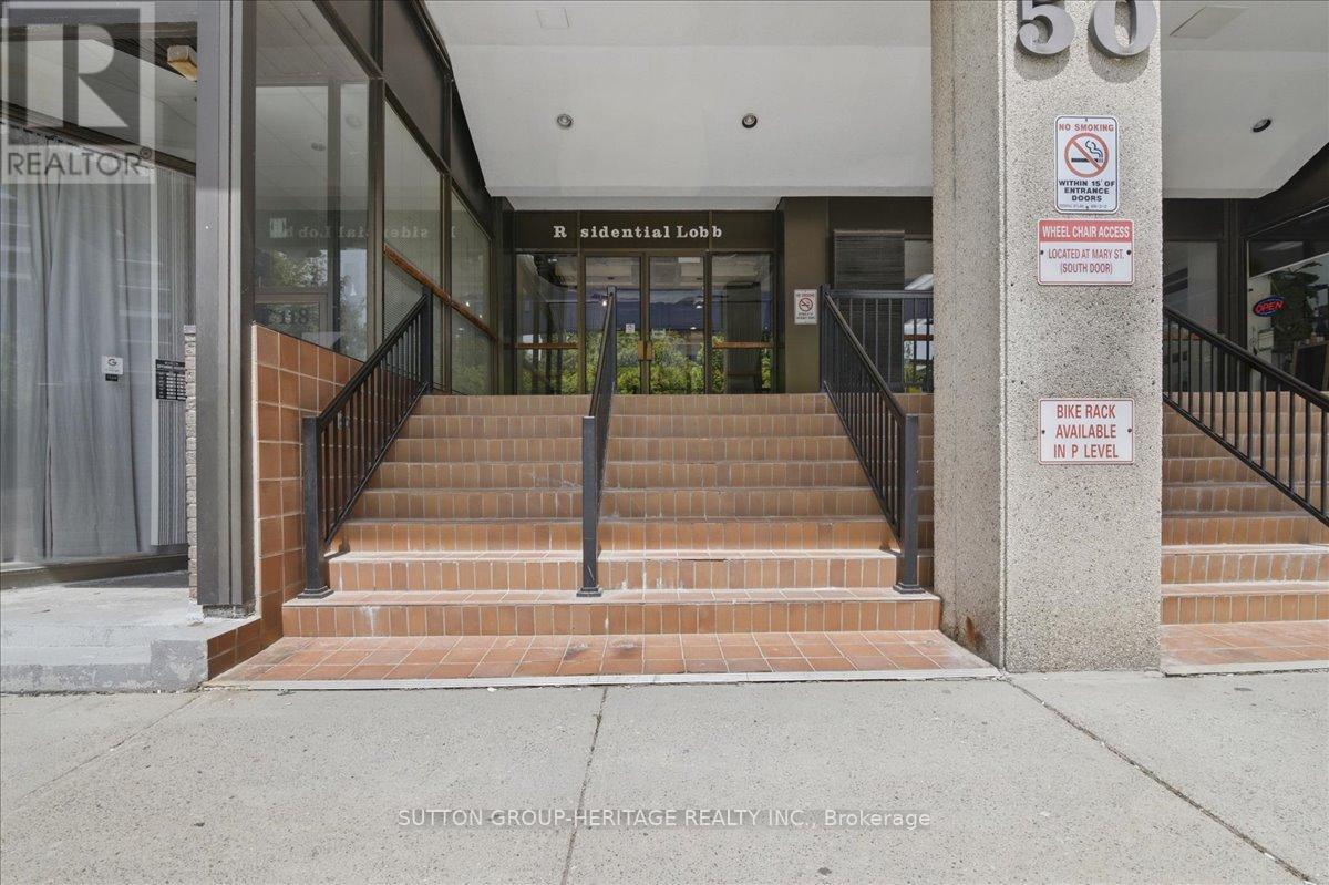 Property at 232 - 50 RICHMOND STREET E image 2