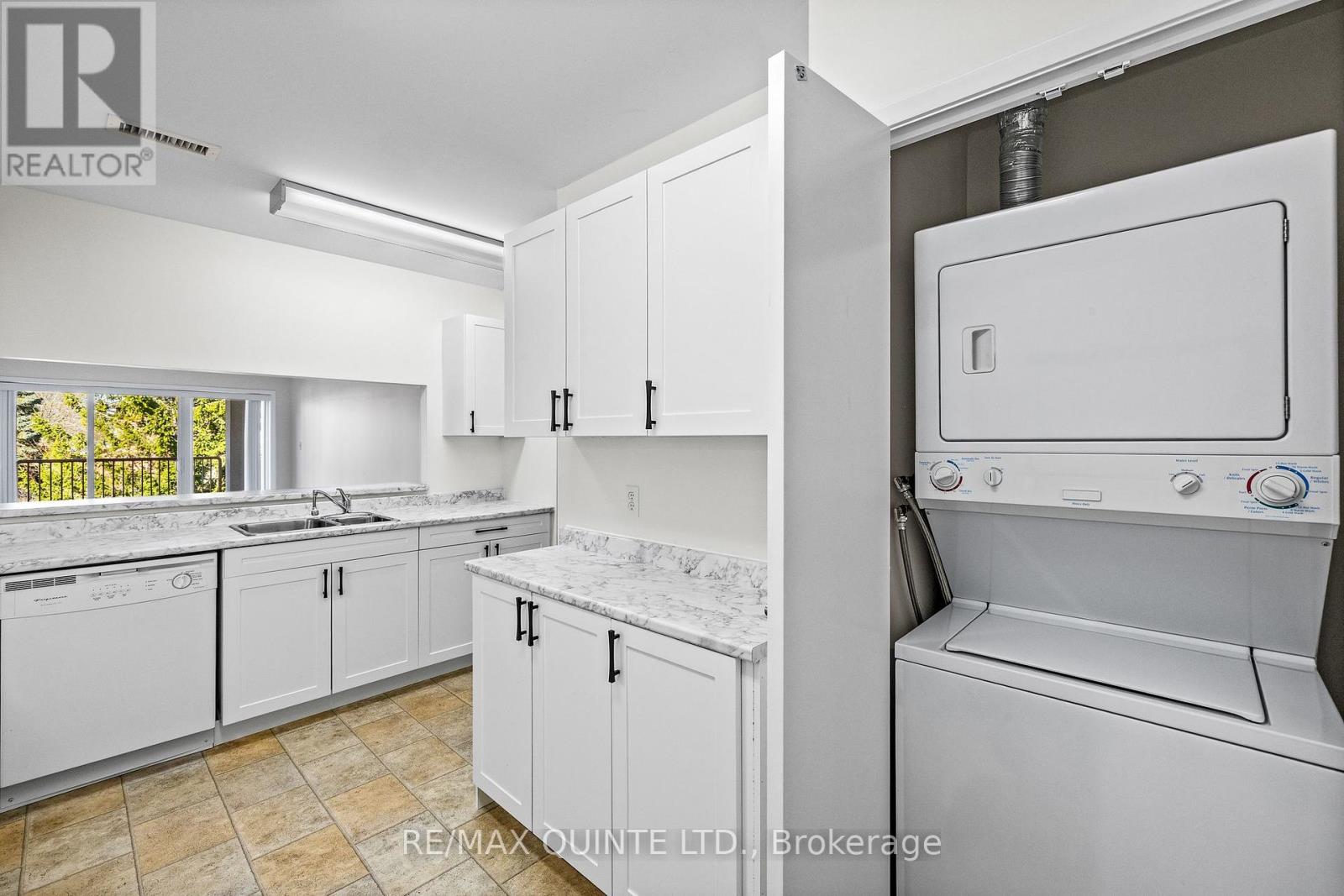 #205 20 Fourth Avenue, Quinte West, Ontario  K8V 5N3 - Photo 11 - X12139240
