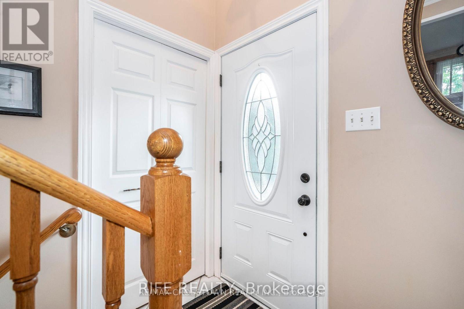 27 Janice Drive, Barrie, Ontario  L4N 5N5 - Photo 3 - S12179824
