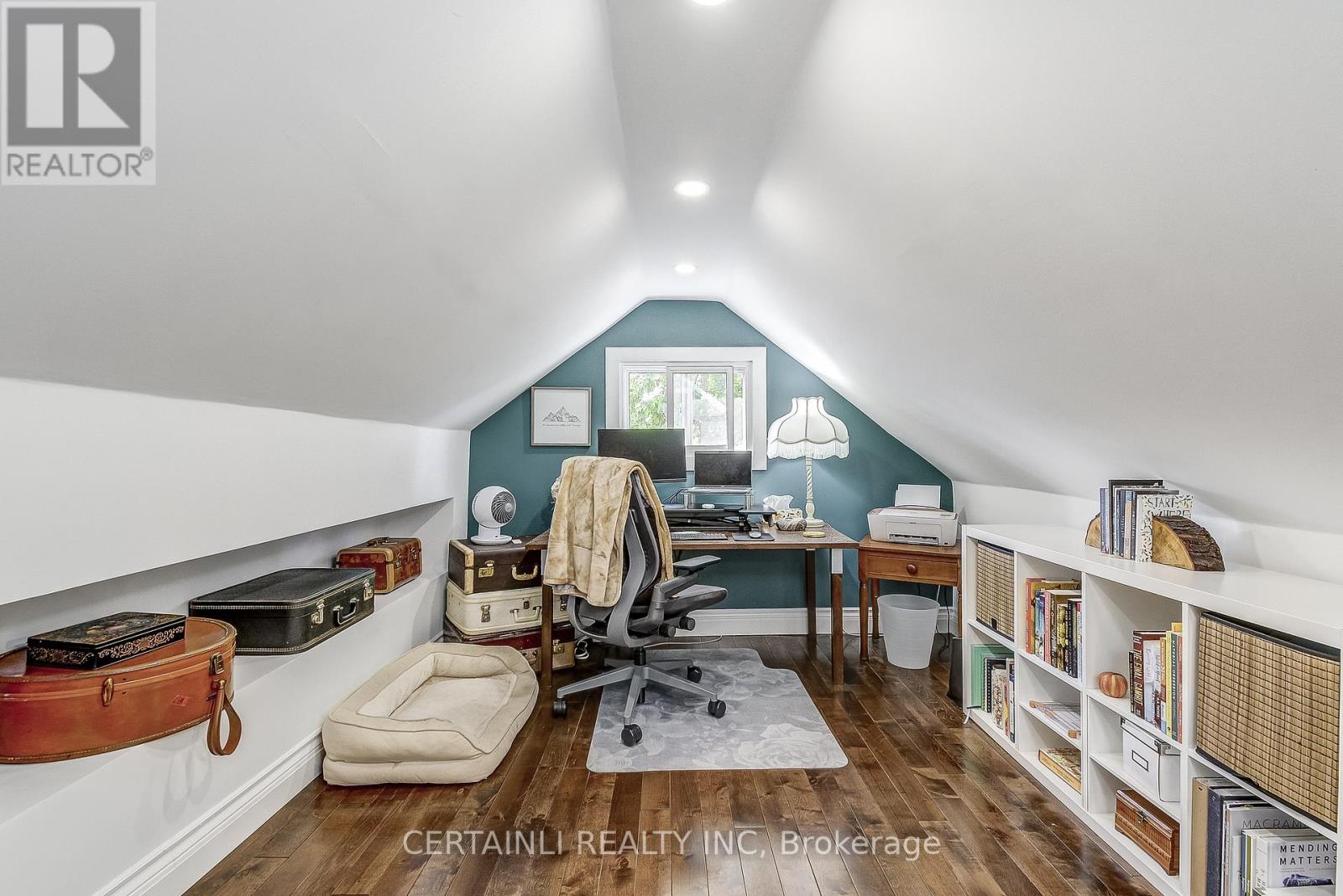 62 Argyle Avenue, Hamilton (Crown Point), Ontario  L8H 2S9 - Photo 19 - X12179880