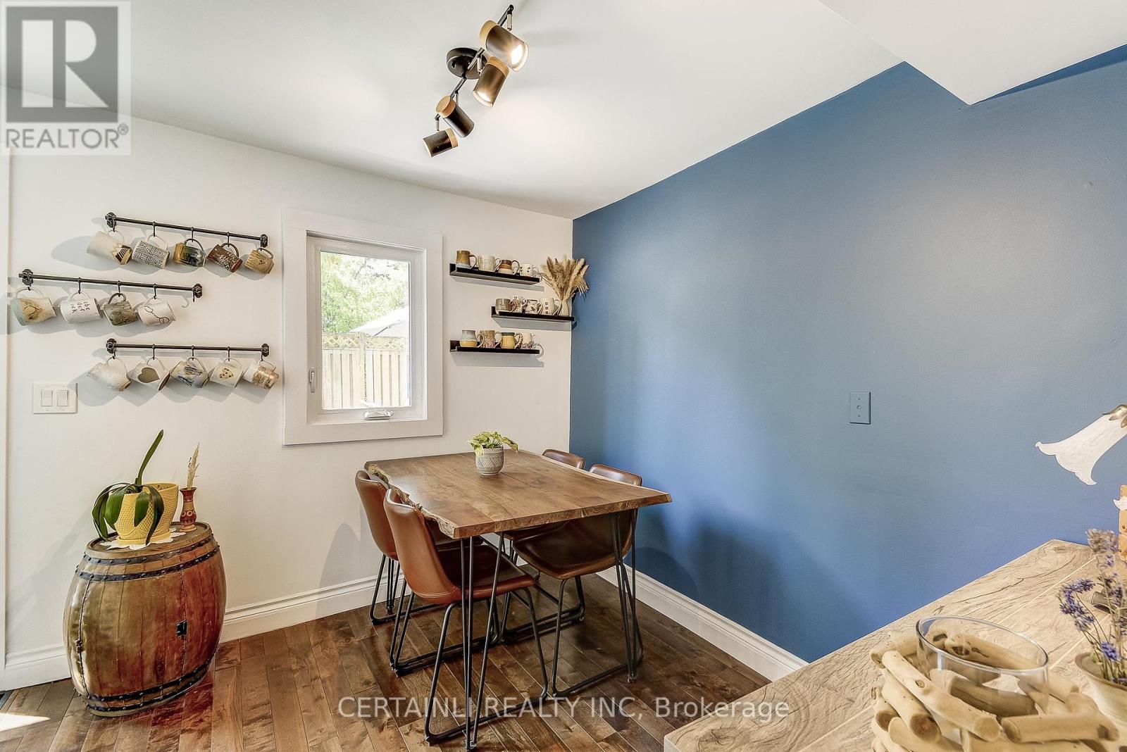 62 Argyle Avenue, Hamilton (Crown Point), Ontario  L8H 2S9 - Photo 23 - X12179880