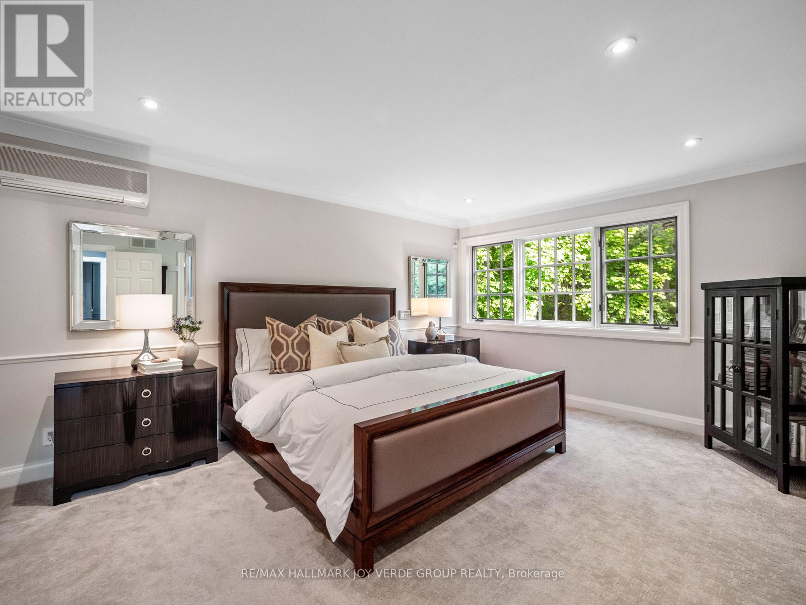 53 Donwoods Drive, Toronto, Ontario  M4N 2G3 - Photo 16 - C12178713