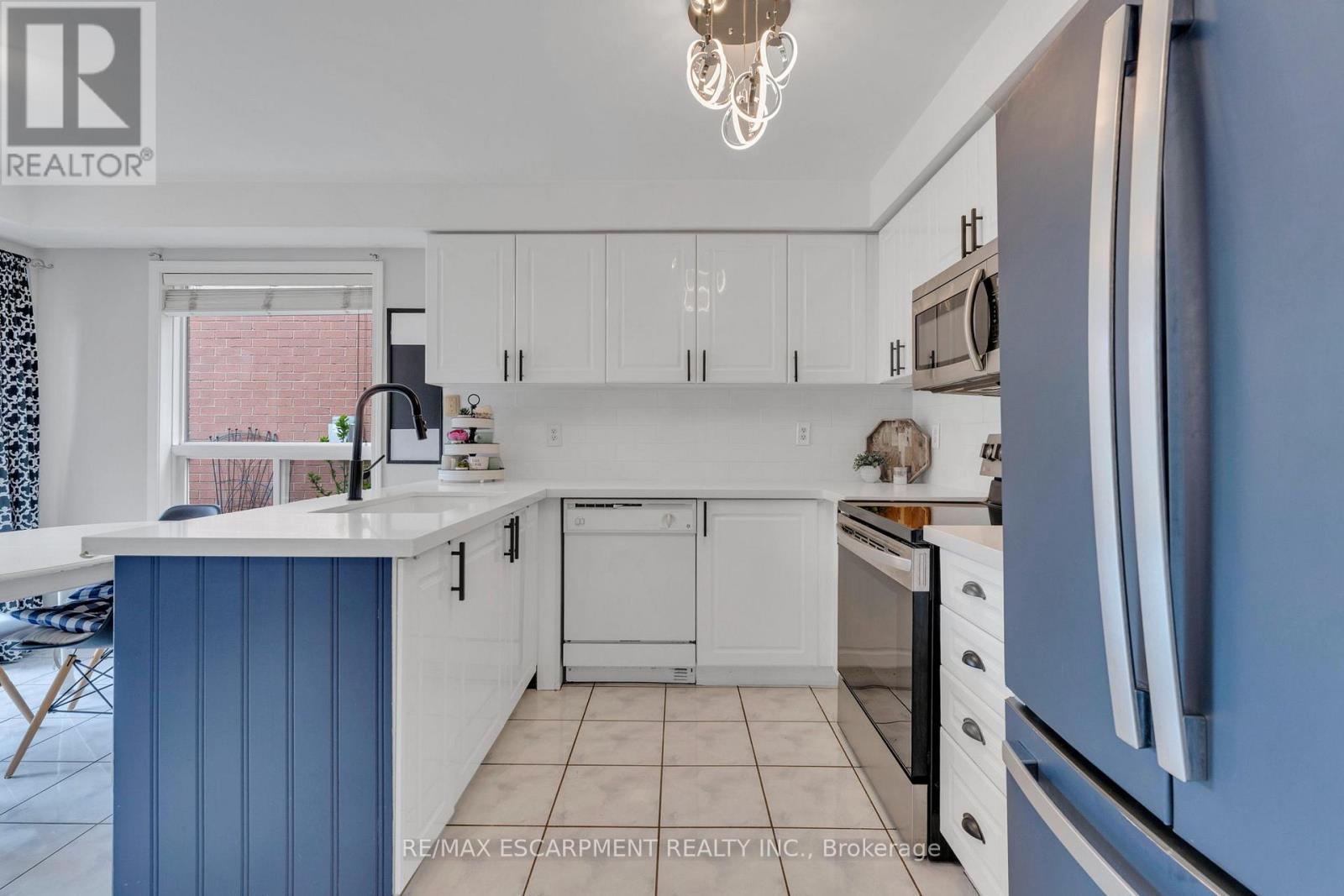 2326 Proudfoot Trail, Oakville (Wt West Oak Trails), Ontario  L6M 3Y2 - Photo 10 - W12179837