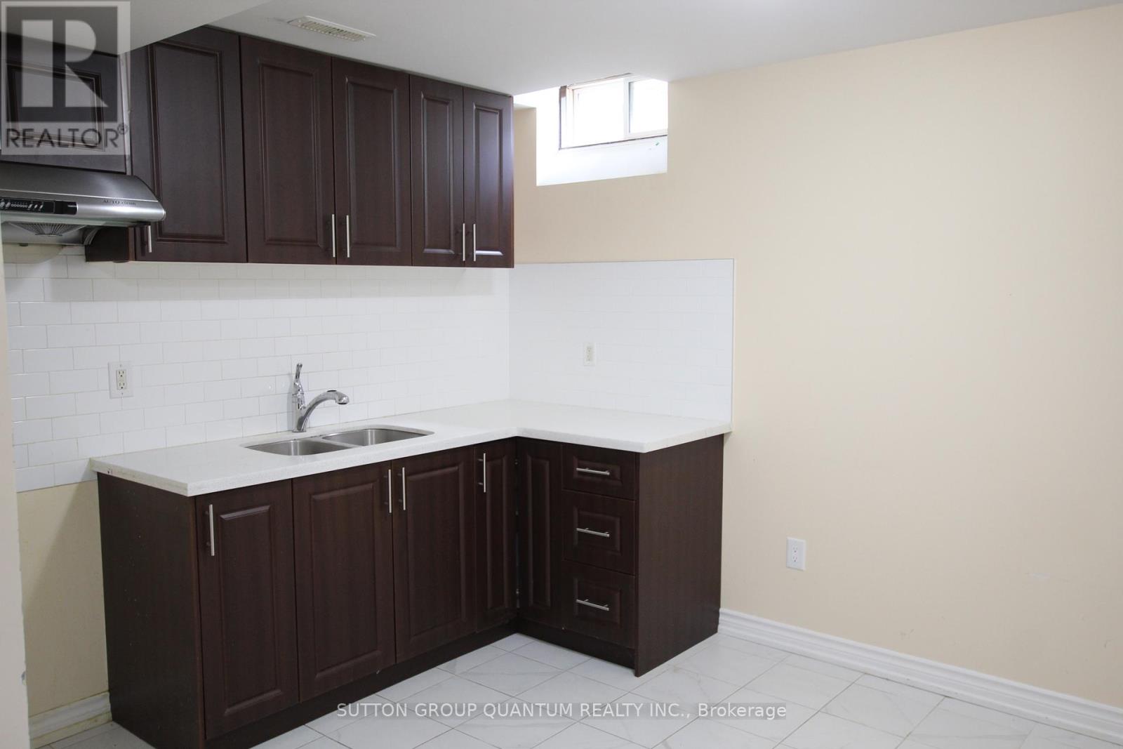 51 Springhurst Avenue, Brampton, Ontario  L7A 1P7 - Photo 11 - W12179850