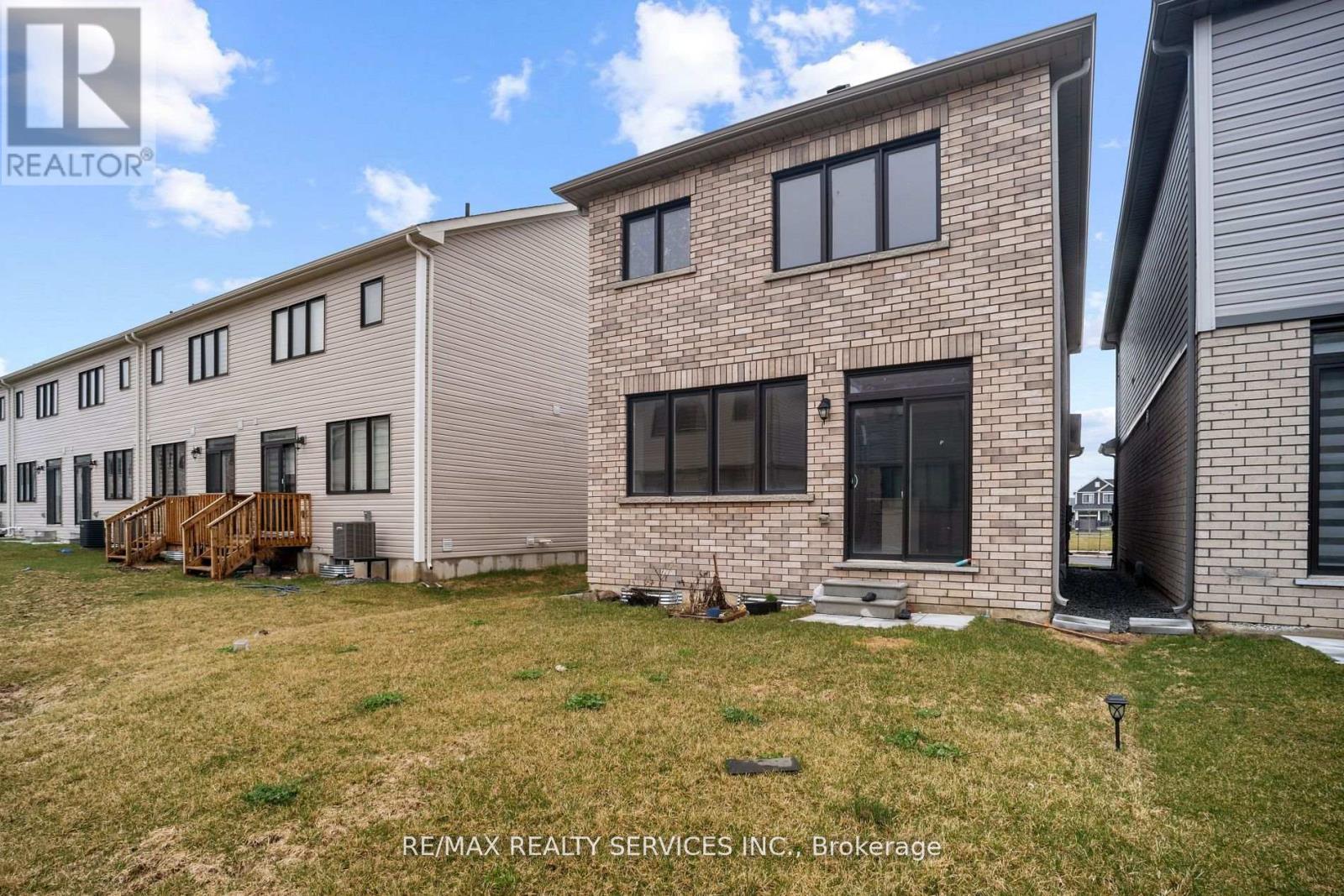 16 Concord Drive, Thorold (Rolling Meadows), Ontario  L2V 0K9 - Photo 26 - X12179809