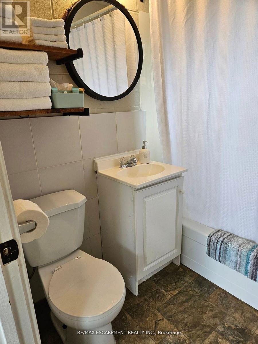9717 Army Camp Road, Lambton Shores, Ontario  N0N 1J3 - Photo 26 - X12179834