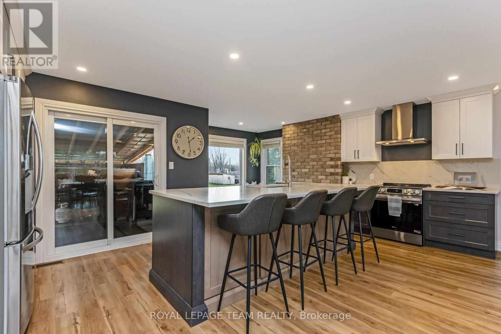 419 Lake Avenue E, Beckwith, Ontario  K7C 3S7 - Photo 11 - X12090184