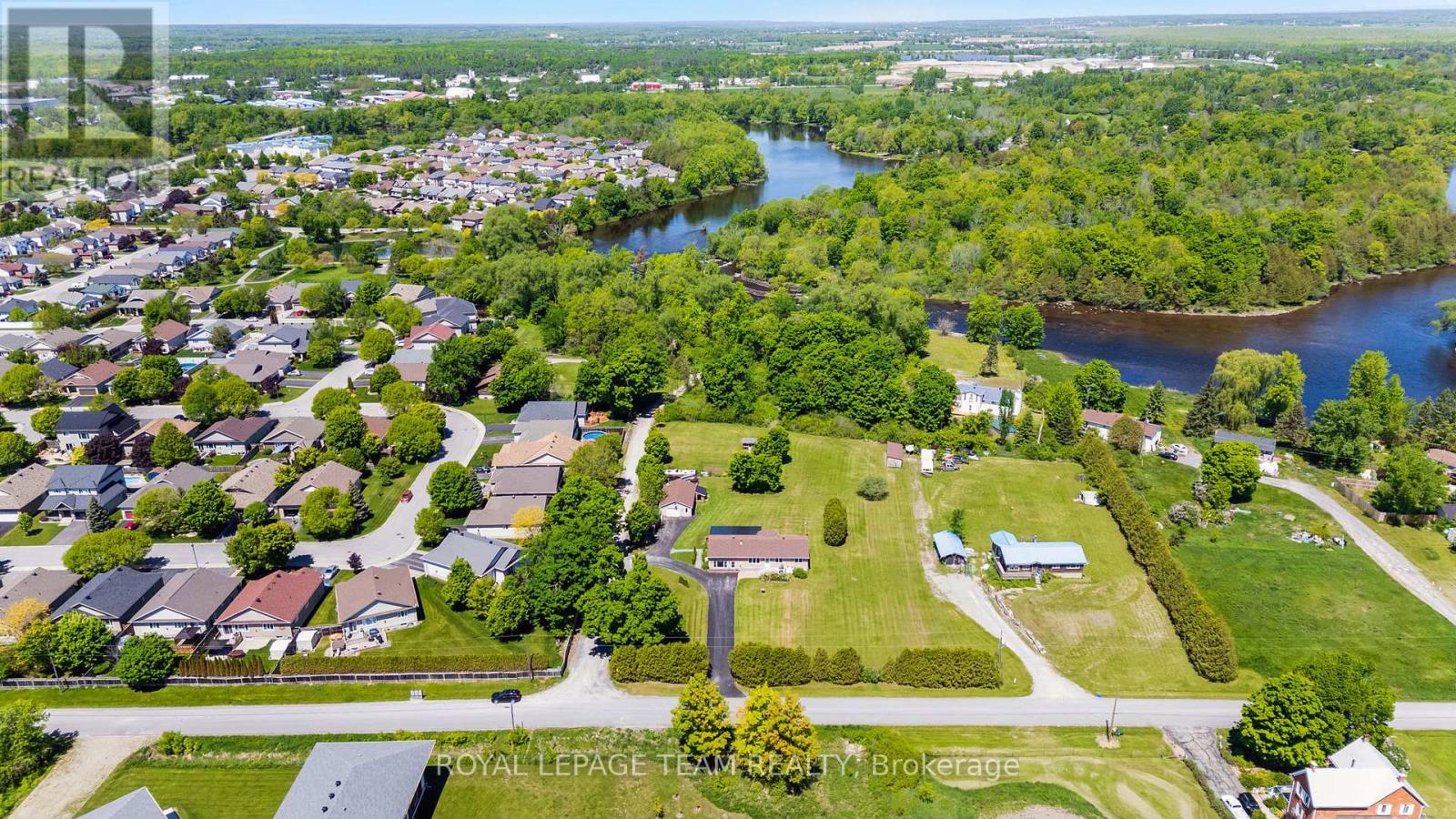 419 Lake Avenue E, Beckwith, Ontario  K7C 3S7 - Photo 6 - X12090184