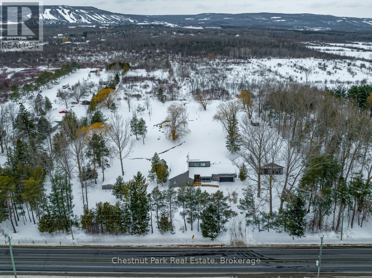2890 Nottawasaga Conc 10 N, Clearview, Ontario  L9Y 3Y9 - Photo 5 - S12179935