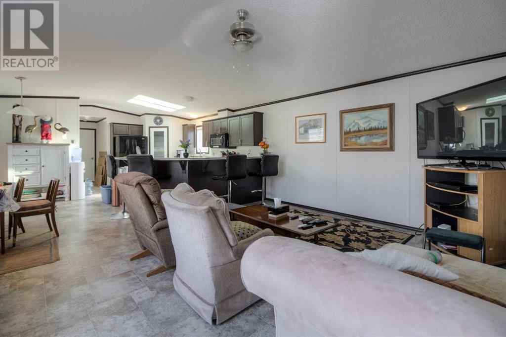 310 Engineer Avenue, Coaldale, Alberta  T1M 1P8 - Photo 5 - A2224463