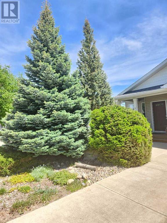 Property at 29 Blackfoot Crescent W image 3