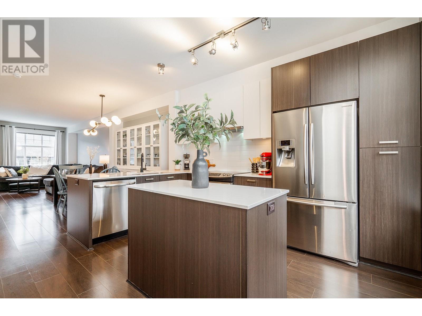 26 1320 Riley Street, Coquitlam, British Columbia  V3E 0J4 - Photo 3 - R3001842
