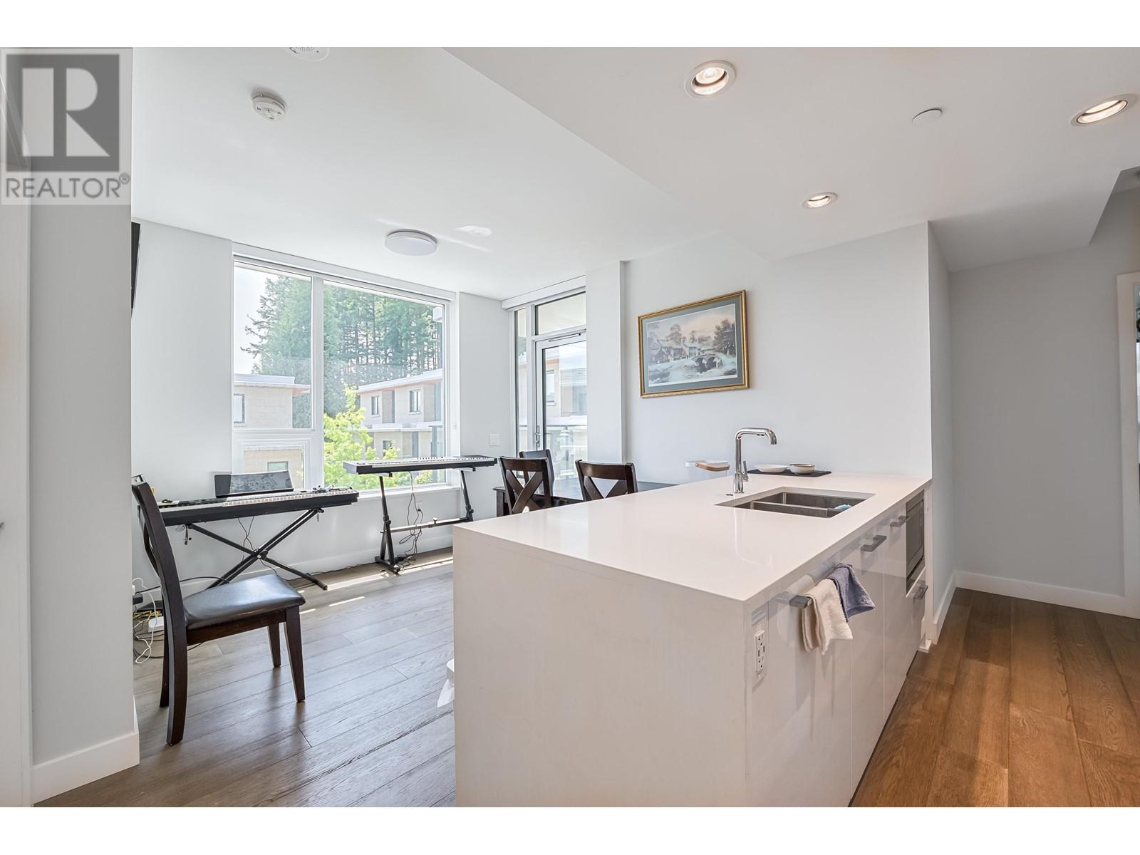 308 5410 Shortcut Road, Vancouver, British Columbia  V6T 0C8 - Photo 2 - R3008064
