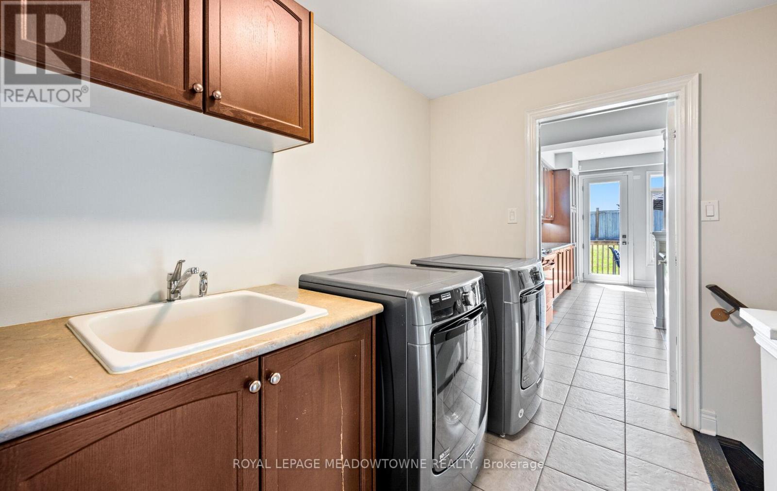 6 Xavier Court, Brampton, Ontario  L6Y 5S1 - Photo 29 - W12161945