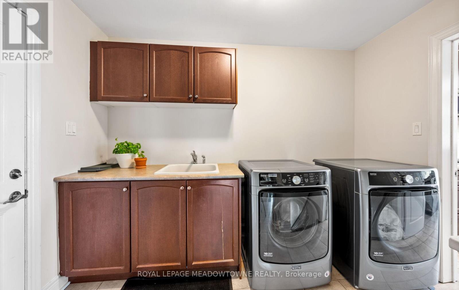6 Xavier Court, Brampton, Ontario  L6Y 5S1 - Photo 28 - W12161945