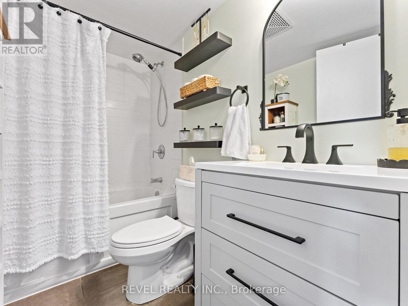 1208 - 15 Fort York Boulevard, Toronto, Ontario  M5V 3Y4 - Photo 20 - C12041453