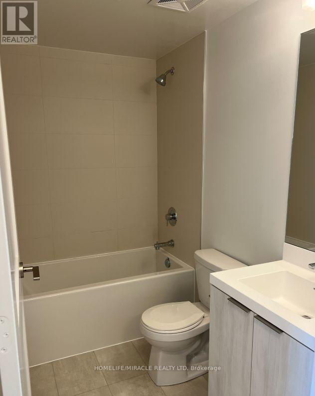 3715 - 8 Widmer Street, Toronto, Ontario  M5V 0W6 - Photo 5 - C12179900