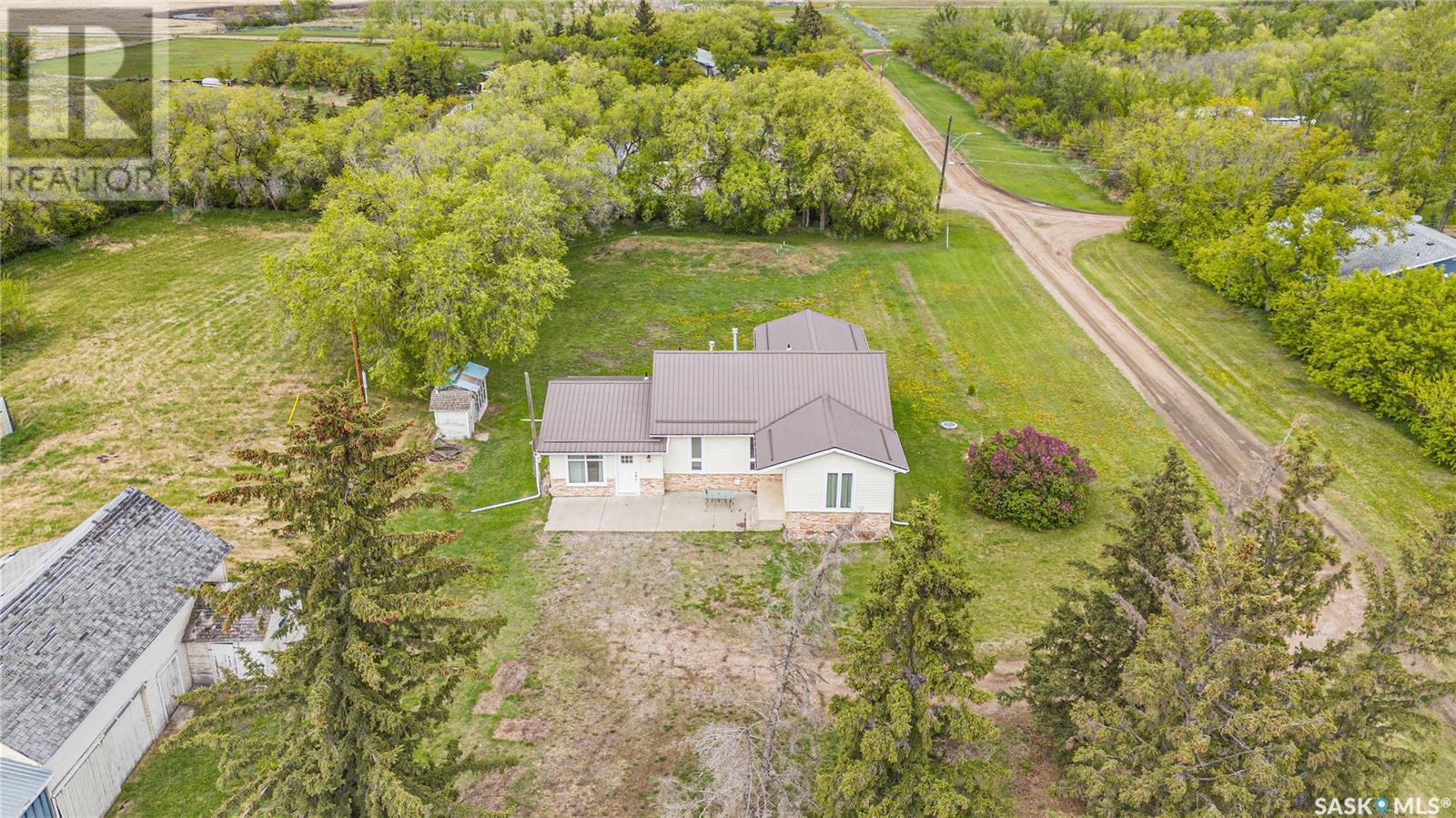 112 Dekker Street, Langham, Saskatchewan  S0K 2L0 - Photo 2 - SK007420